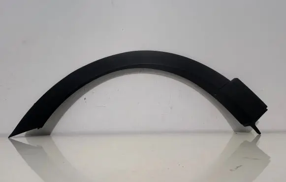Volkswagen Cross Polo Fender trim (molding) 6R0835717