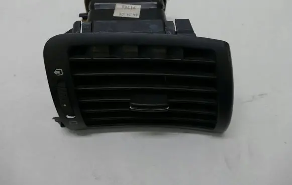 Peugeot 407 Dashboard side air vent grill/cover trim 9644589377