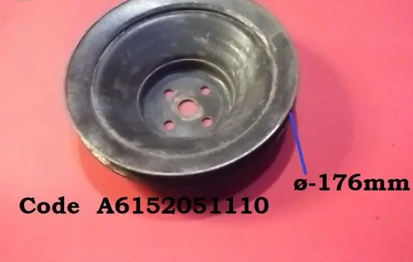 Mercedes-Benz W123 Water pump pulley A6152051110