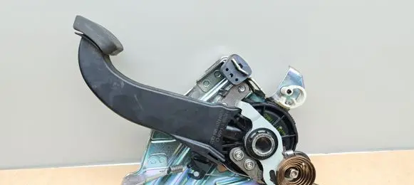 Mercedes-Benz C W204 Handbrake/parking brake lever assembly A2044201584