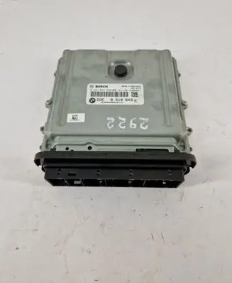 BMW 5 F10 F11 Engine control unit/module 0281016938