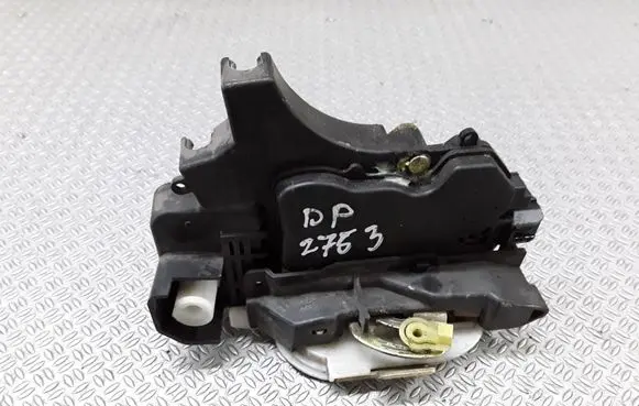 Mitsubishi Colt Front door lock