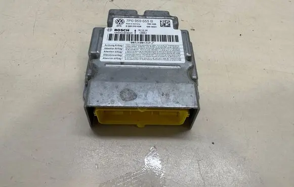 Volkswagen Touareg II Airbag control unit/module 7P0959655B 0285010939