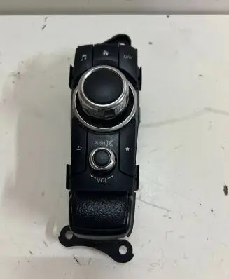 Mazda 2 Multifunctional control switch/knob DB5J66CM0