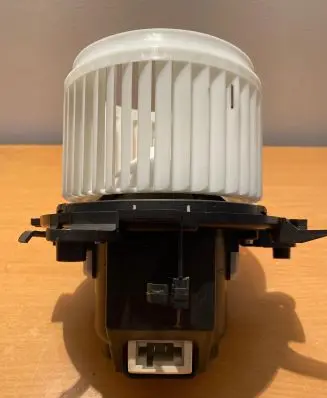 Peugeot Rifter Heater fan/blower 5P1330100 1D480004063895 EGA353