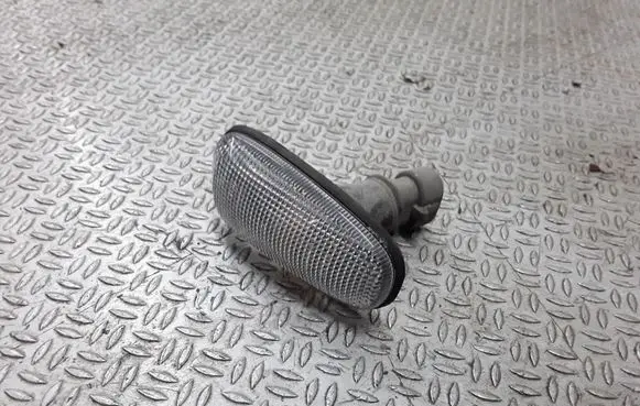 Opel Astra G Front fender indicator light