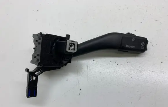 Volkswagen Golf V Wiper control stalk 1K0953519A
