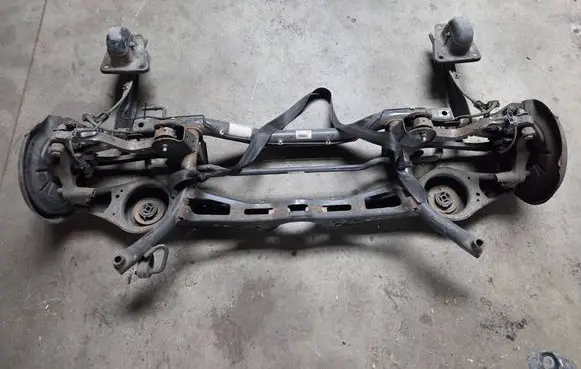 Volkswagen Golf V Rear subframe 1K0505315BA 195607 H25LTW33HBA