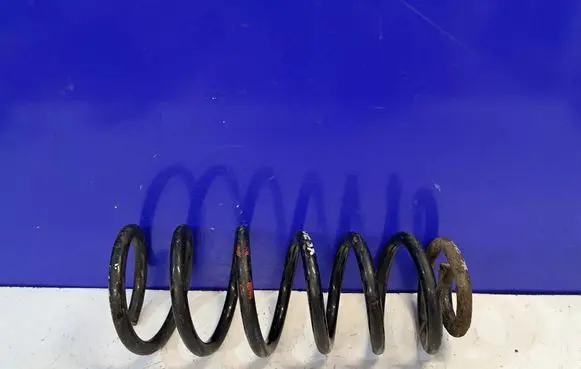 Volvo XC70 Rear coil spring 31255248