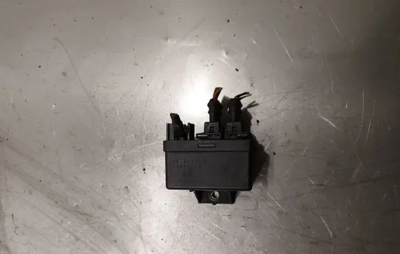 Alfa Romeo 159 Glow plug pre-heat relay 55193073 38430003