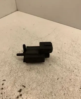 Opel Vectra C Vacuum valve 72213800 03T311 90530039