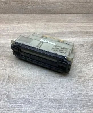 Volkswagen PASSAT B5 Climate control unit 3B1907044A 5HB007617
