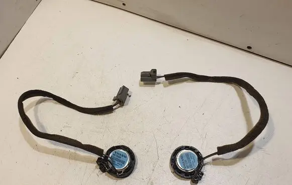 Volvo V50 Front door high frequency speaker 8673066