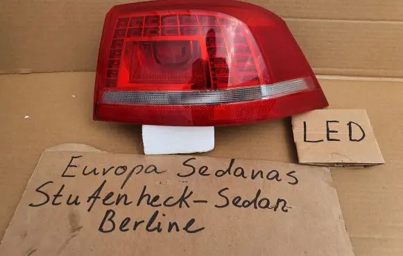Volkswagen PASSAT B7 Rear/tail lights 3AE945208B