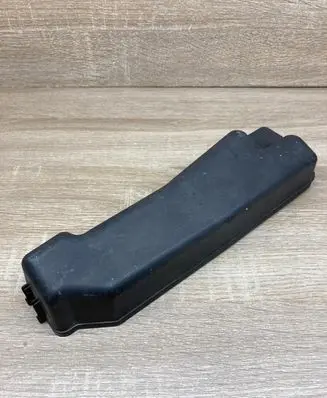 Toyota Corolla E120 E130 Fuse box cover 8266202110