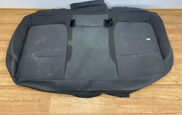 Dodge Challenger Rear seat POSZDODGEPINYA POSZDODGE