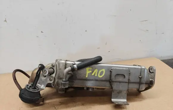 BMW 5 F10 F11 EGR valve cooler 7810751