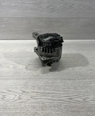 BMW 5 F10 F11 Generator/alternator 8507624 FG18S052 2608669F