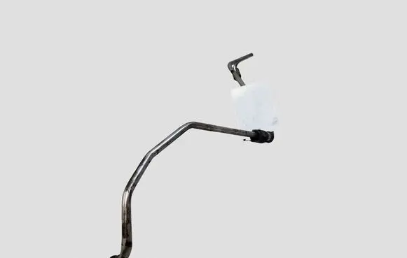 Volkswagen PASSAT B6 Fuel injector supply line/pipe