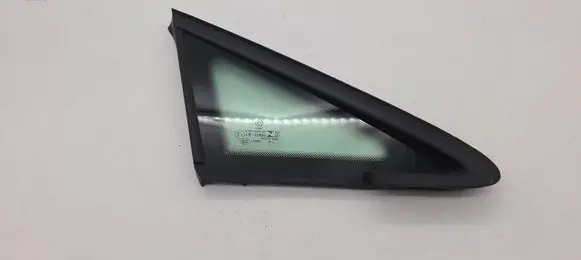 Volkswagen Golf VIII Front door window glass four-door 5H0845412