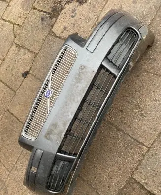 Volvo V50 Front bumper