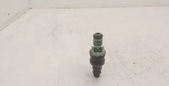 BMW 5 E39 Fuel injector 0280150415