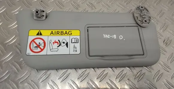 Toyota Yaris Sun visor