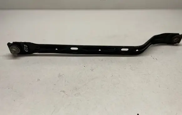 Audi A5 Fuel tank mounting bracket 8W0201653