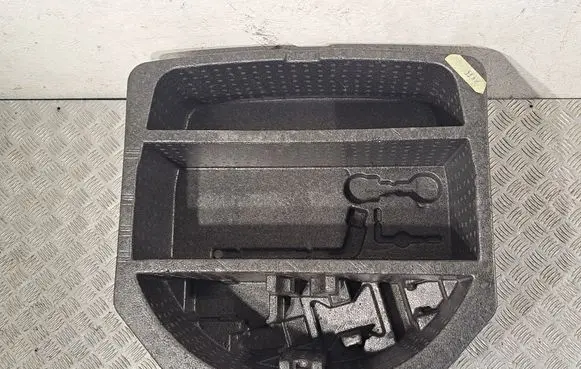 Toyota Avensis T270 Tool box 6442905040C0 6442905040