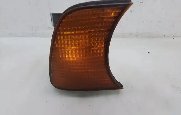 BMW 5 E34 Front indicator light