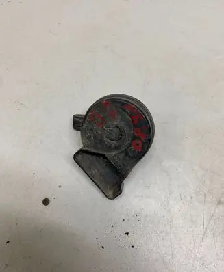 Volkswagen PASSAT B7 Horn signal AM80SR 0055307 55307