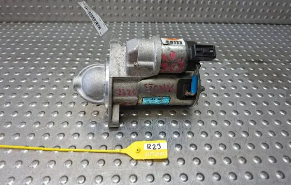 Hyundai i10 Starter motor S27725073 3610007100