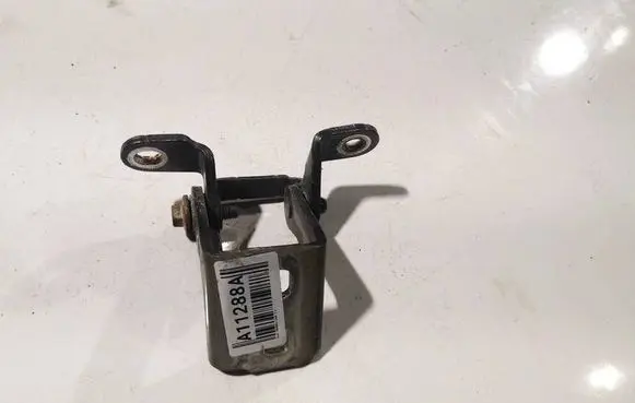 Opel Insignia A Front door upper hinge 