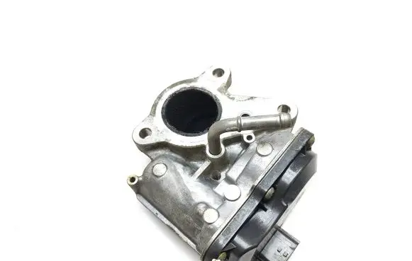 Nissan Navara D23 EGR valve 147109869R GB1150532 H8201353607