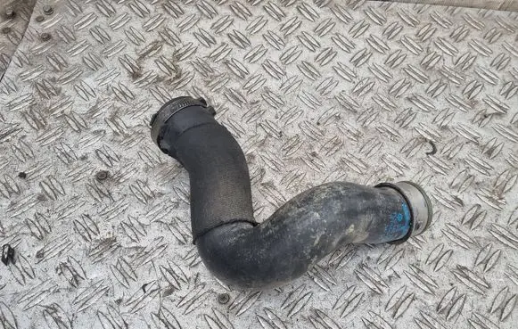 Audi Q7 4L Intercooler hose/pipe 7L6145738A