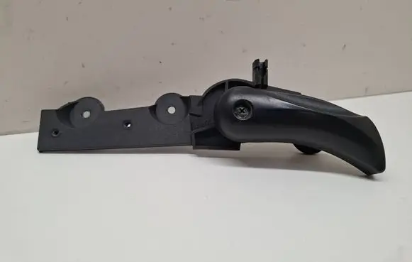 BMW 5 E60 E61 Engine bonnet (hood) release handle 51437052579