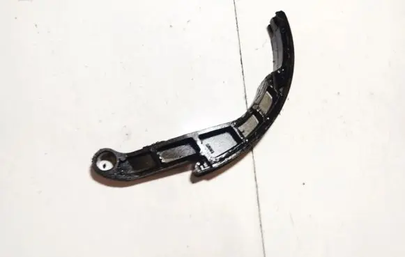 Nissan Pathfinder R51 Slide rail for timing chain 