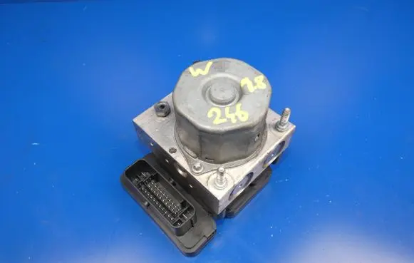 Mercedes-Benz B W246 W242 ABS Pump A0084319212