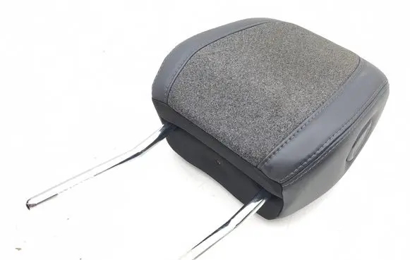 Peugeot 508 II Front seat headrest