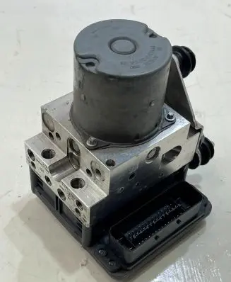 Audi A8 S8 D4 4H ABS Pump 4H0907379C