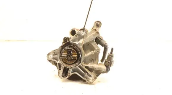 Peugeot 508 Vacuum pump
