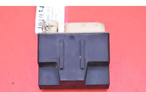 Citroen Berlingo Relay mounting block 9652021180