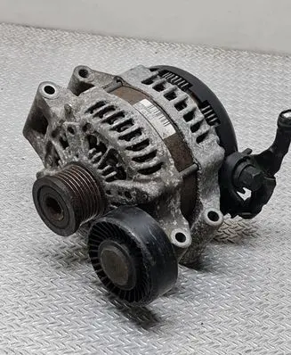 BMW 1 E81 E87 Generator/alternator 7550468 14V170A
