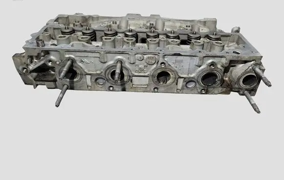Peugeot 508 Engine head 9684487210