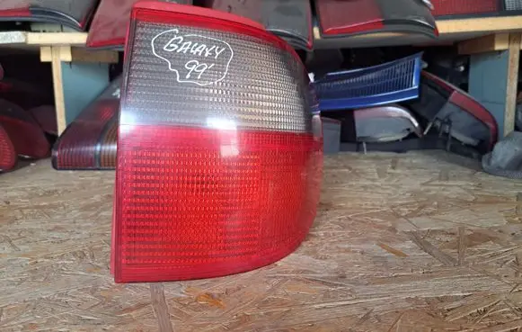 Ford Galaxy Rear/tail lights 907338336 7M0945258A 962604