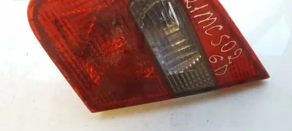 Mitsubishi Carisma Tailgate rear/tail lights 151208