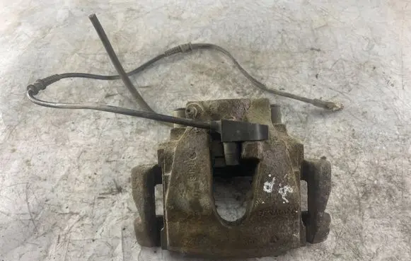 Mercedes-Benz E W210 Front brake caliper