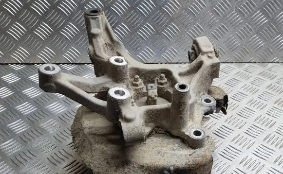 Opel Vectra C Rear wheel hub spindle/knuckle 