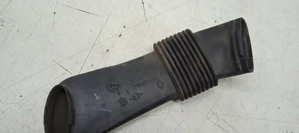 Renault Megane III Air intake duct part 244930002R T06009A154C