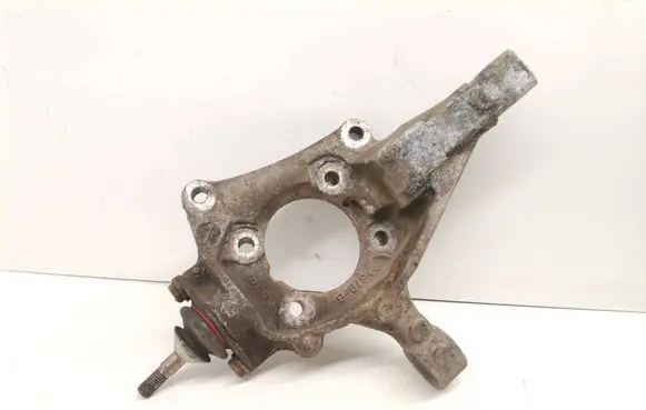 Volvo V70 Front wheel hub 9461944